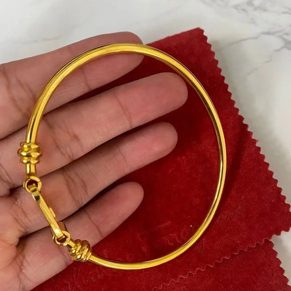 Authentic Feragamo Bangle Bracelet & Watch case